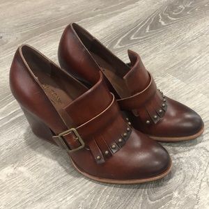 Korkease Oxford Heels